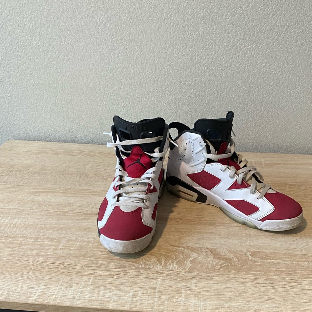 Men’s size 11.5 -Jordan 6 Carmine 2021 B Grand